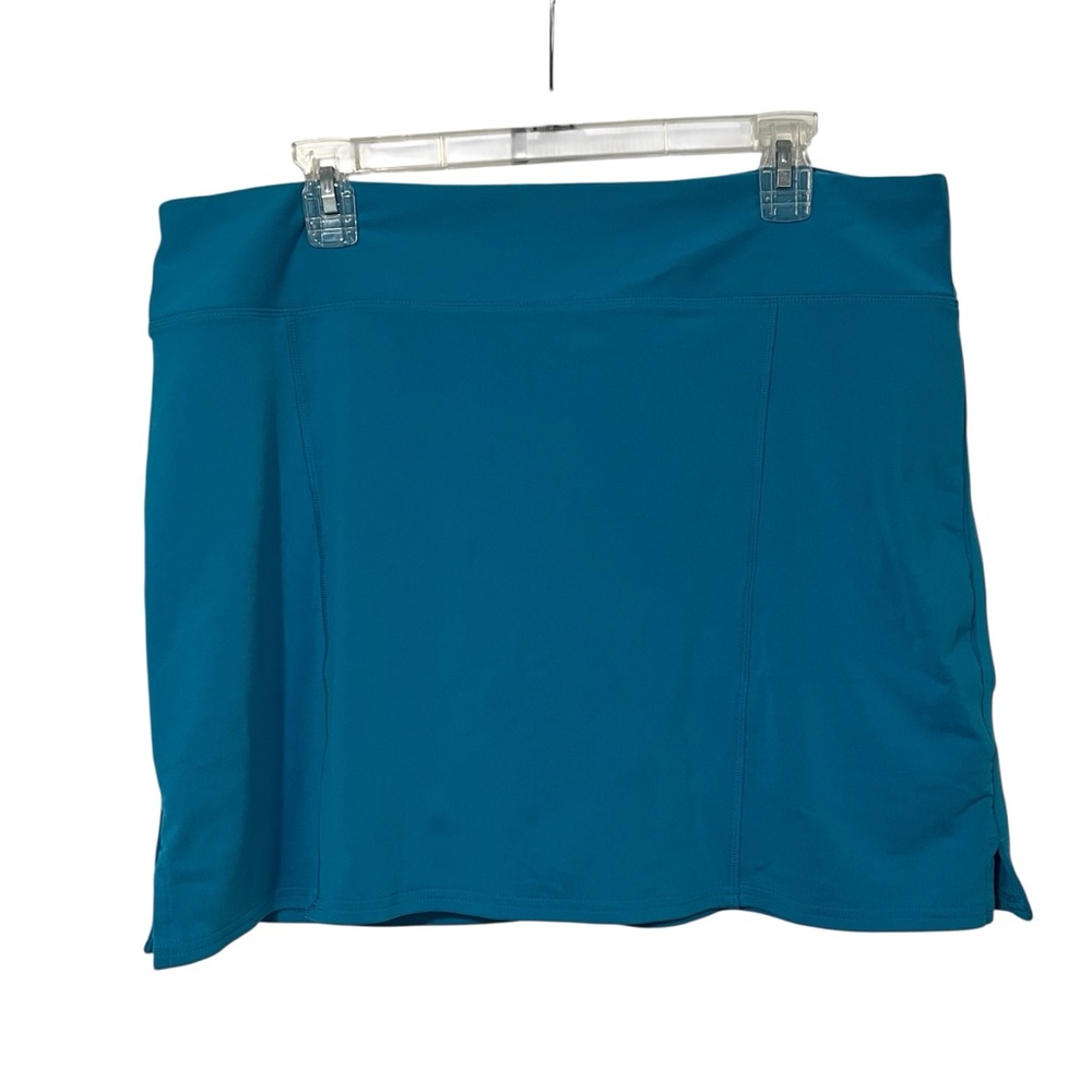 Adidas size Large women’s clima cool blue activewear skort